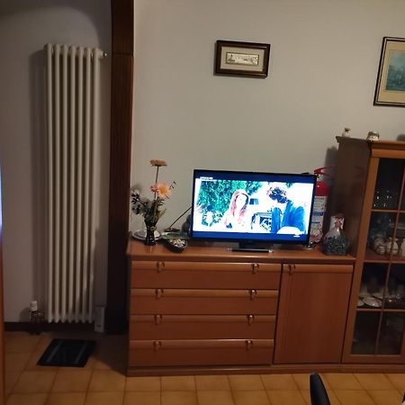 Camera In Appartamento Pordenone Εξωτερικό φωτογραφία